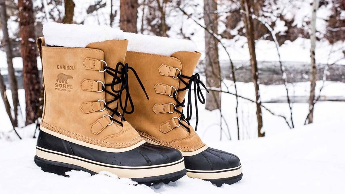 Przewodnik po Śniegowcach: Jak Wybrać Idealne Buty na Śnieżne Dni